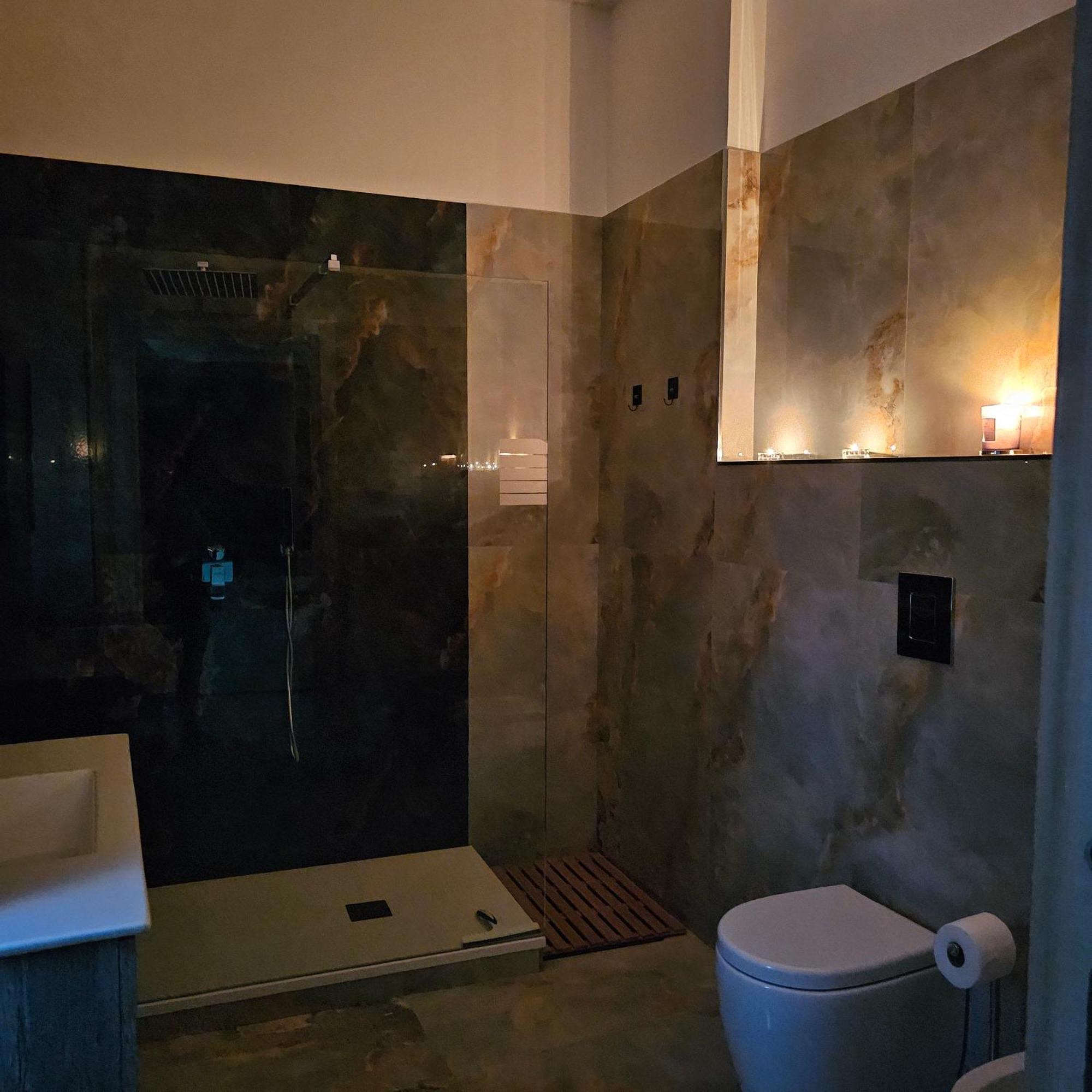 Da Tonino Luxury Apartments 나폴리 외부 사진