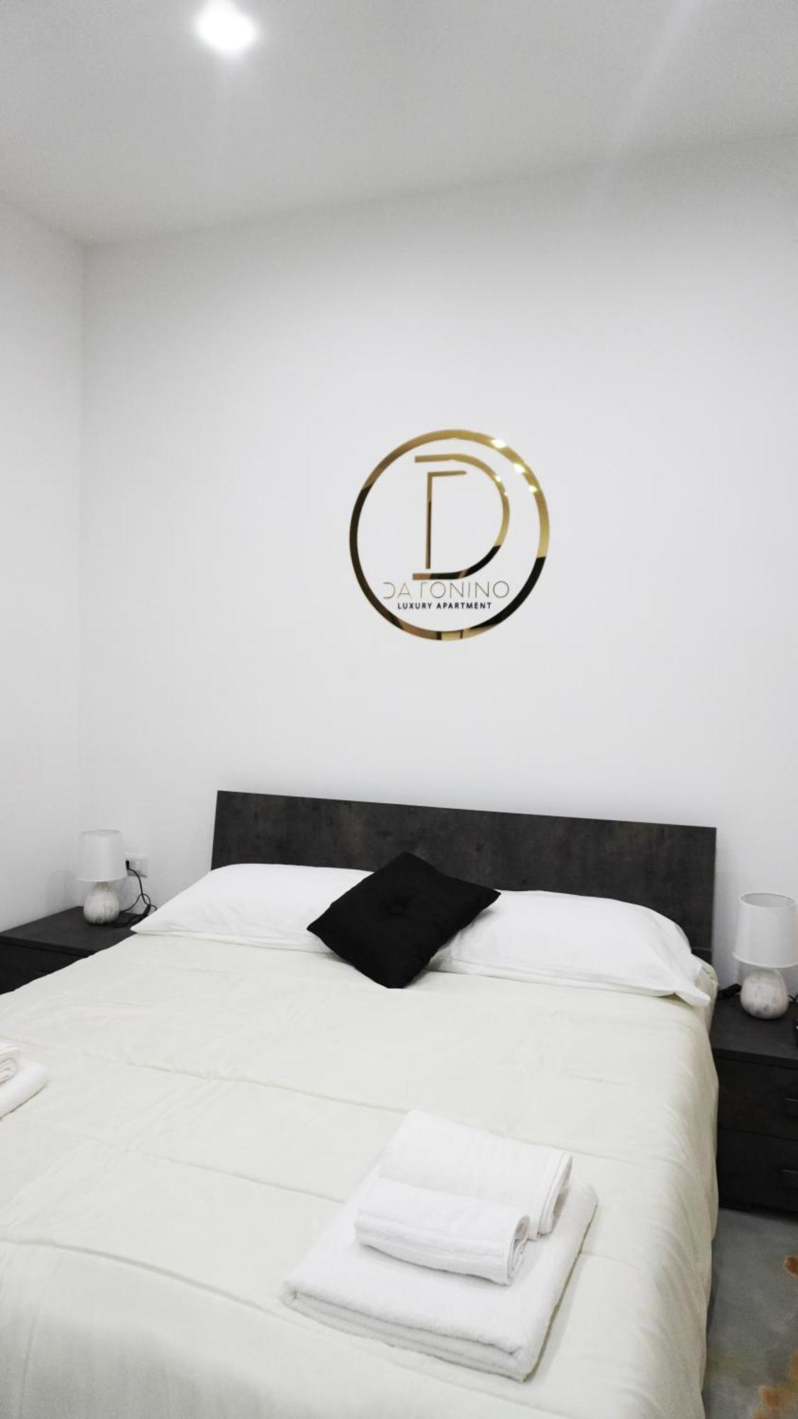 Da Tonino Luxury Apartments 나폴리 외부 사진