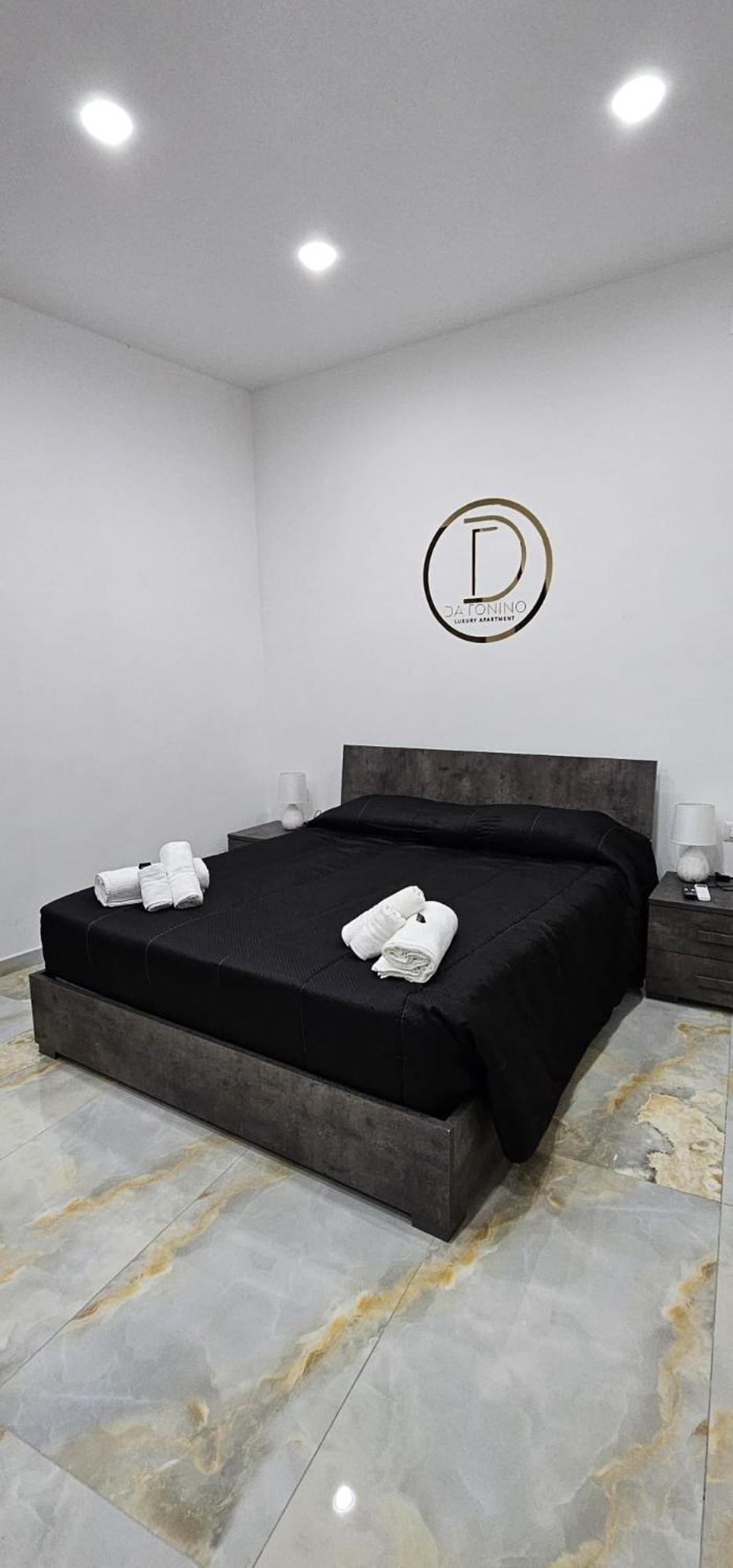 Da Tonino Luxury Apartments 나폴리 외부 사진